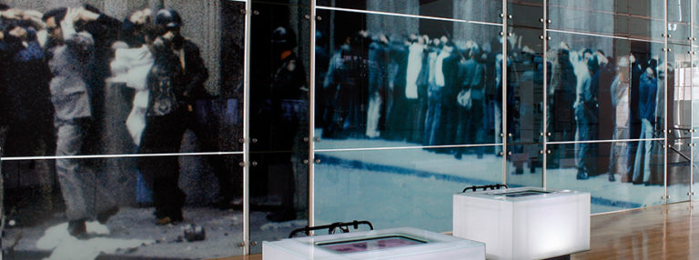 Sala_11_de_septiembre_del_Museo_de_la_Memoria1a