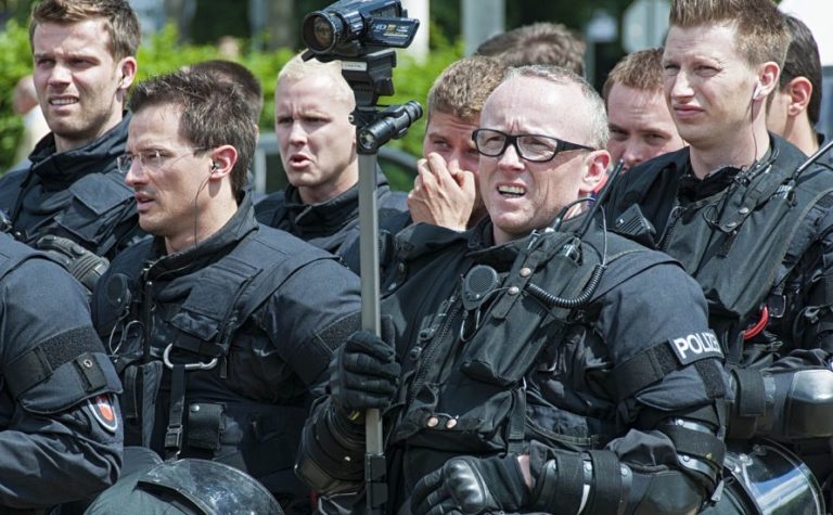 monitoring-600691_1280-890x550-1