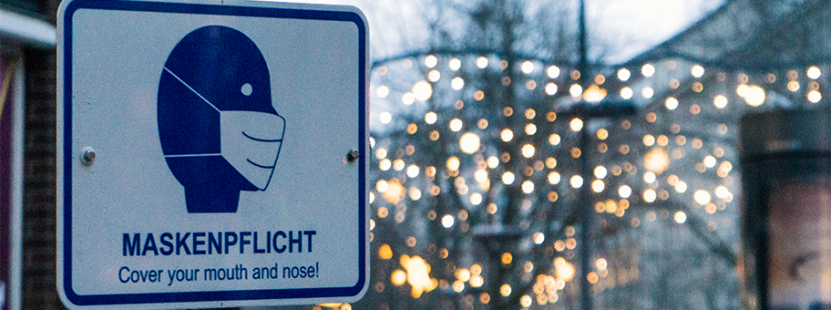 Maskenpflicht_Schild_Hamburg_Moenckebergstrasse_1