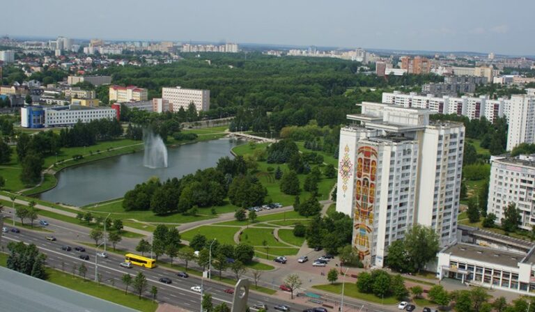 le-belarus-face-a-la-haine-occidentale-936x546