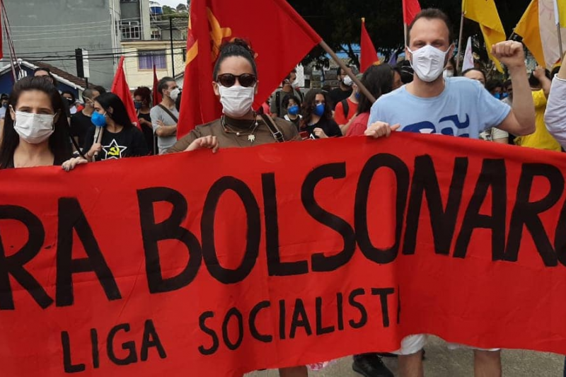 ls-fora-bolsonaro-2-800x533